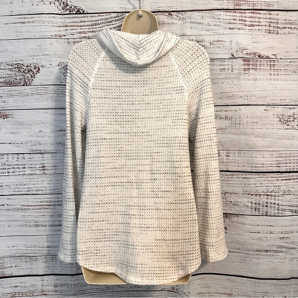 GREEN ENVELOPE Waffle Fabric Cowl Neck Long Bell Sleeves Size Small - Picture 2 of 7